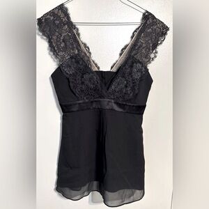 BCBG MAX AZRIA BLACK SILK LAYERED VNECK SLEEVELESS TOP  SIZE XS